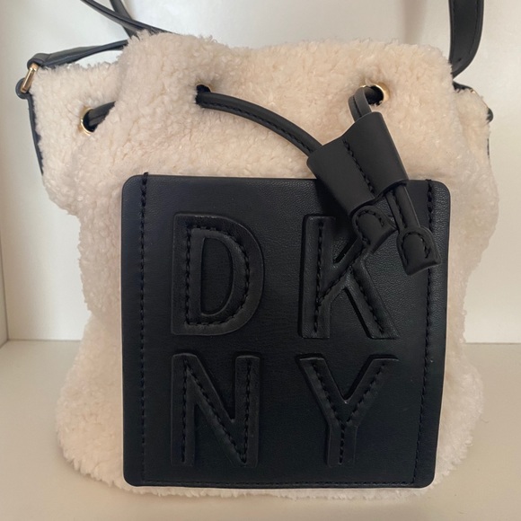 DKNY Tilly Stacked Logo Drawstring Bucket Bag - Picture 2 of 13